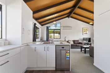 4D Bennetts Road, Koutu