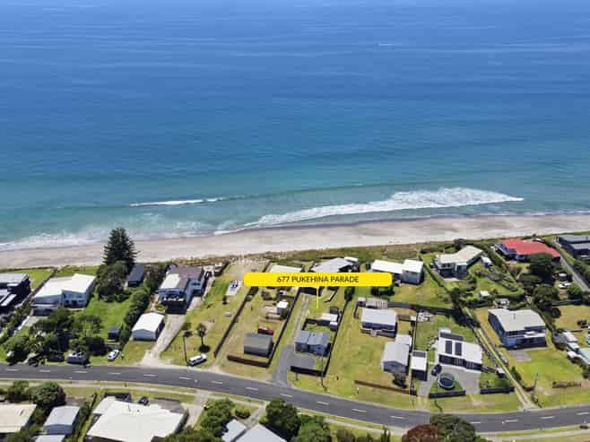 677 Pukehina Parade, Pukehina