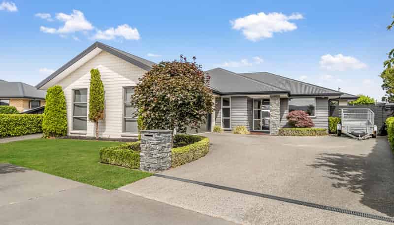 28 Pentire Parade, Lincoln