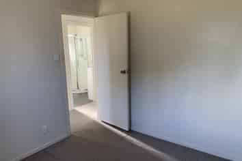 6A O'Connell Street, Manurewa