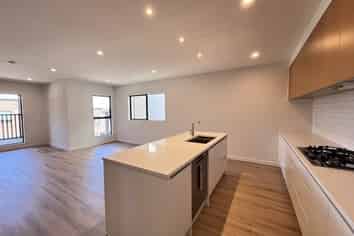 8 Irwin Lane, Windsor Park