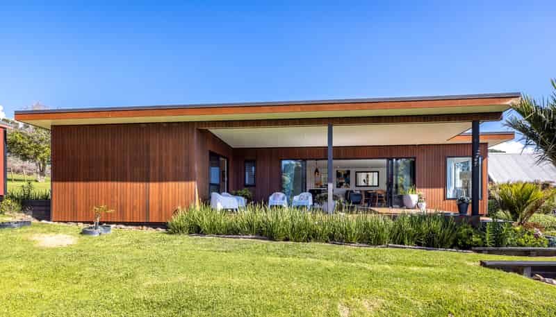 109 Queens Drive, Oneroa