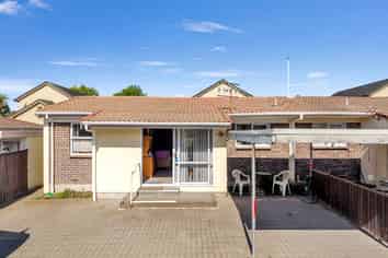 5C Grey Street, Glenholme