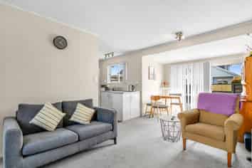 5C Grey Street, Glenholme