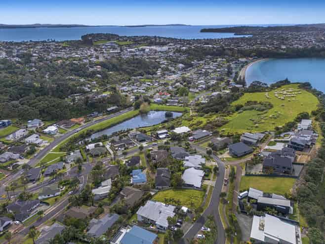 22 Hawaiian Parade, Arkles Bay