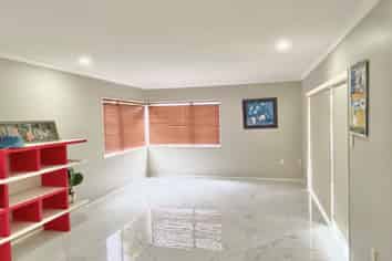 52 Wairere Road, The Gardens