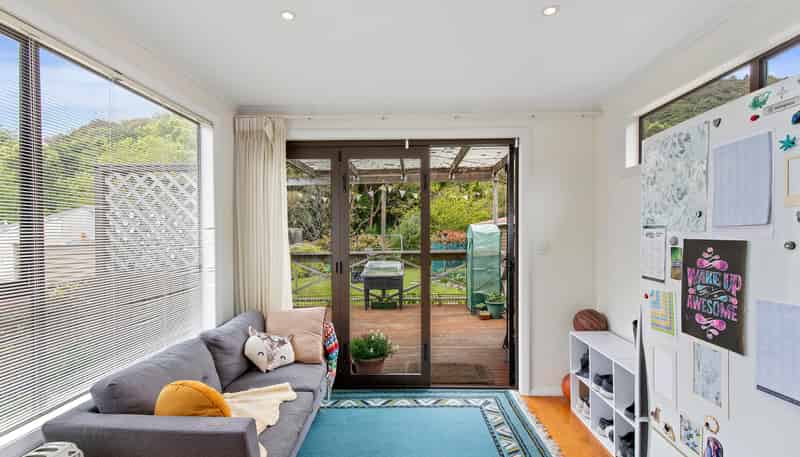 13 Wilkie Crescent, Naenae