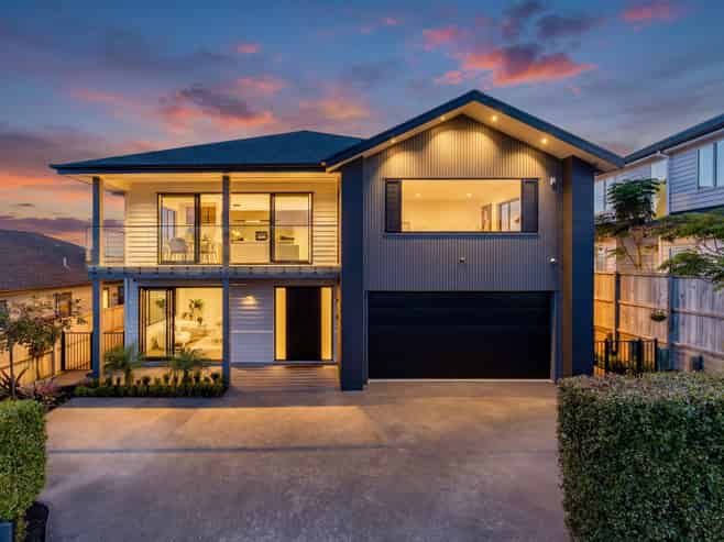 32 Grut Greens, Millwater
