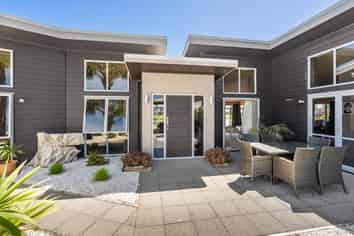 22 Mamaku Drive, One Tree Point