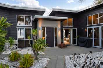 22 Mamaku Drive, One Tree Point