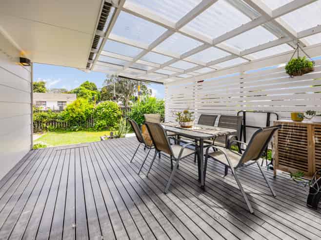 1/2 Burundi Avenue, Clendon Park