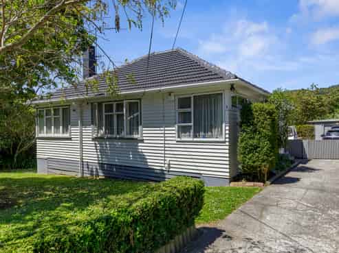 2 Hill Grove, Naenae