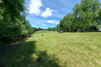 1036 Cove Road, Langs Beach