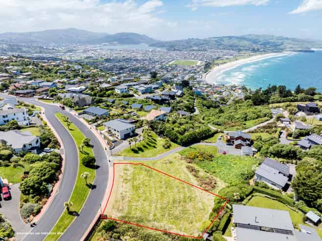 13 Highgrove, Saint Clair