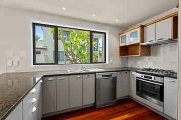 49B Dignan Street, Point Chevalier