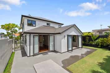 49B Dignan Street, Point Chevalier