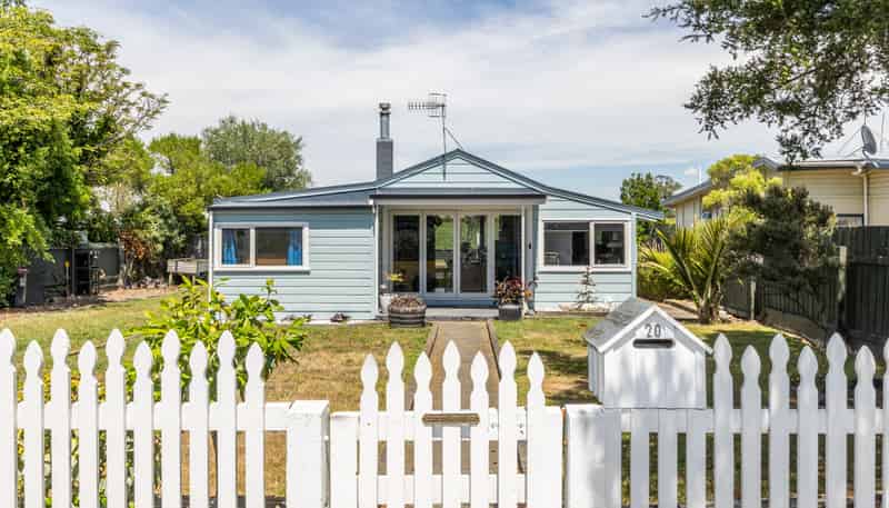 20 Shrimpton Road, Haumoana