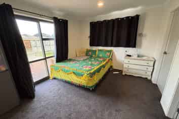 16 MacDonald Heights, Feilding