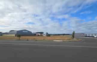 High Profile Corner Site in Ravenswood