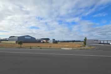 High Profile Corner Site in Ravenswood