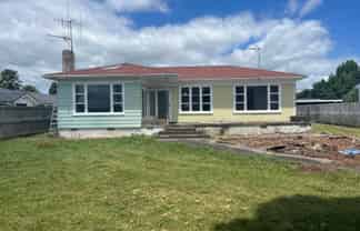 12 Powells Road, Fairview Downs