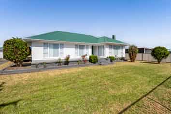 5784 South Road, Rahotu