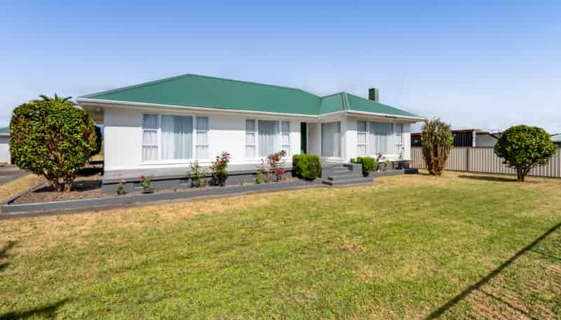 5784 South Road, Rahotu