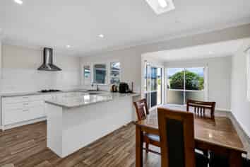 5784 South Road, Rahotu