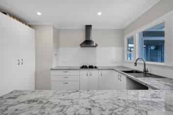 5784 South Road, Rahotu