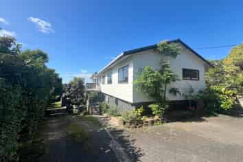 23 St James Avenue, Helensville