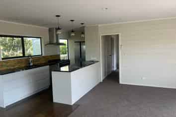 23 St James Avenue, Helensville