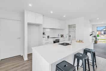 146 Ed Hillary Drive, ROLLESTON