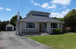 166 Queen St W, Levin