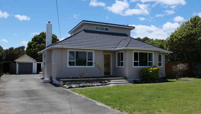 166 Queen St W, Levin