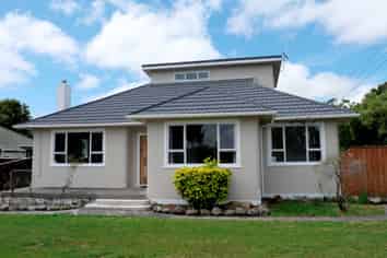 166 Queen St W, Levin