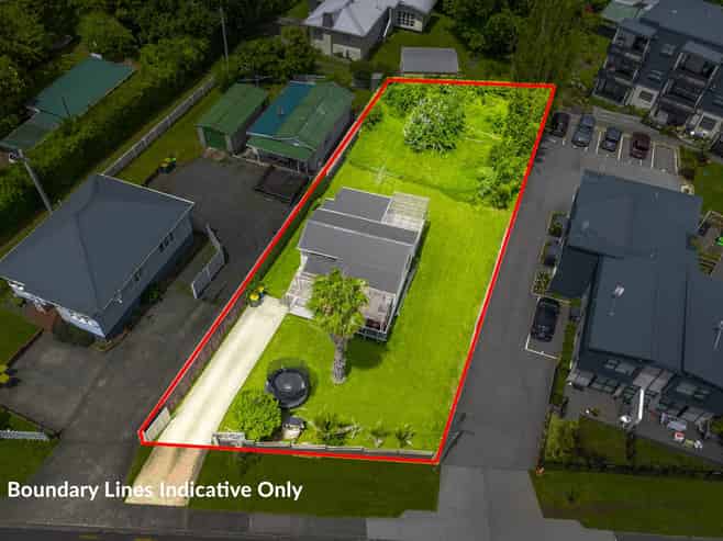 11 Awaroa Road, Sunnyvale