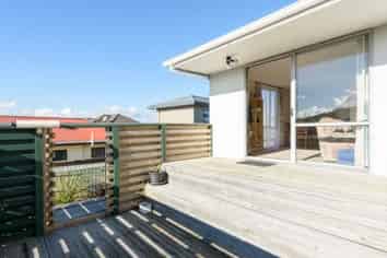 14A Sunhaven Drive, Newlands