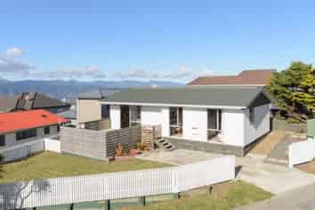 14A Sunhaven Drive, Newlands