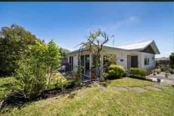 152A Hutchinson Avenue, New Lynn