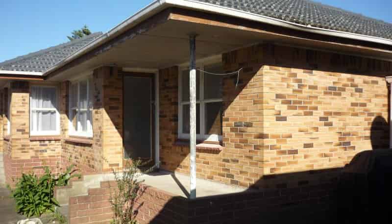 2/120 Puhinui Road, Papatoetoe