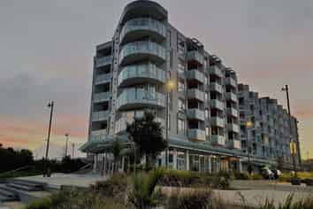 507/3 Rose Garden Lane, Albany