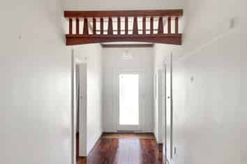 21 Clayburn Road, Glen Eden