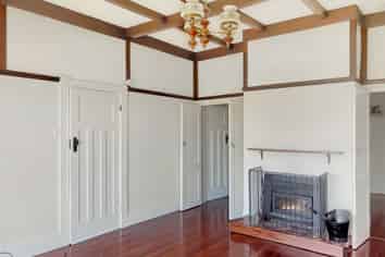 21 Clayburn Road, Glen Eden