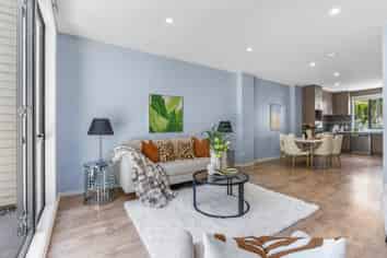 17/17 Lyon Avenue, Mount Albert