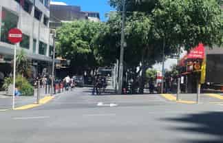 RETAIL / SHOWROOM  FOR LEASE