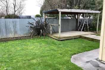 14 Moore Crescent, Carterton