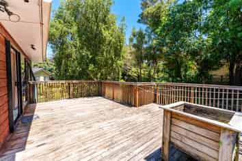 2/15A View Road, Glenfield