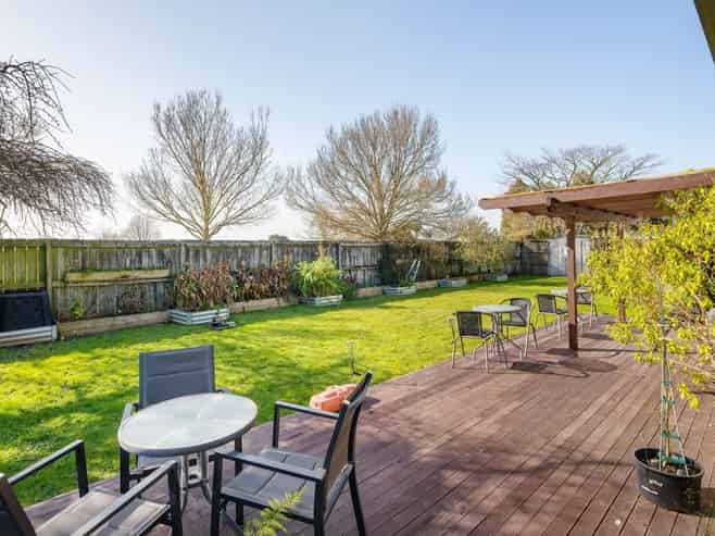 14 Leander Place, Flagstaff