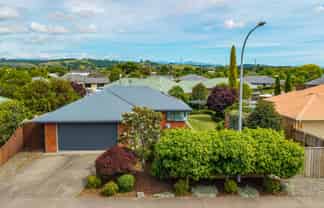 53 Starveall Street, BRIGHTWATER