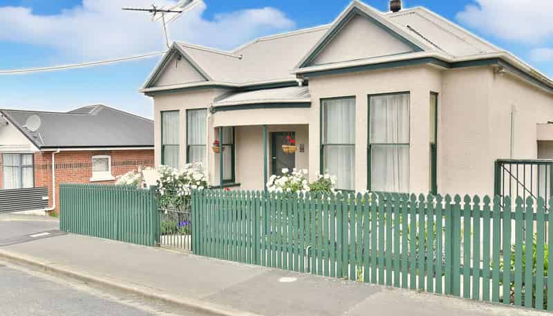 15 Bernard Street, KENMURE